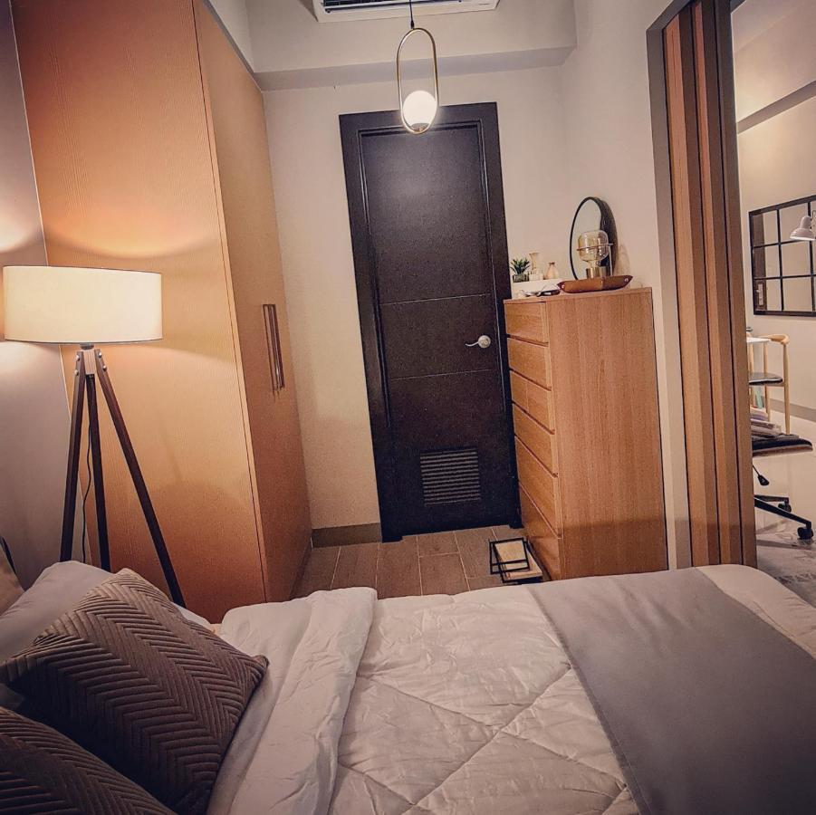 Luxe Bonifacio Global City Taguig Uptown Condo Hotel 1 Bedroom Suite Exteriör bild