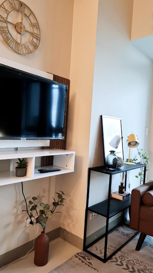 Luxe Bonifacio Global City Taguig Uptown Condo Hotel 1 Bedroom Suite Exteriör bild