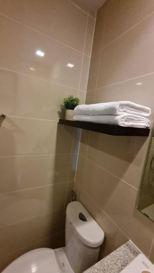 Luxe Bonifacio Global City Taguig Uptown Condo Hotel 1 Bedroom Suite Exteriör bild