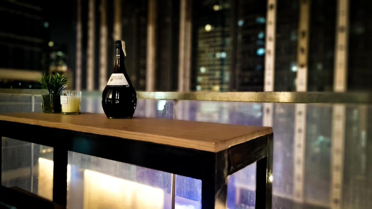 Luxe Bonifacio Global City Taguig Uptown Condo Hotel 1 Bedroom Suite Exteriör bild